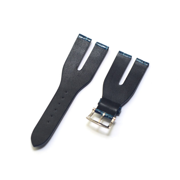 時計ベルトオーダー／カラー：ツヤ　サファイヤ／ステッチ：同色／裏側：防水レザー加工　黒／素材：クロコダイル 